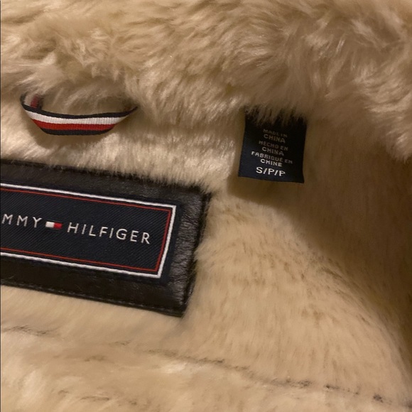 Tommy Hilfiger leather faux fur jacket size S - Picture 4 of 6